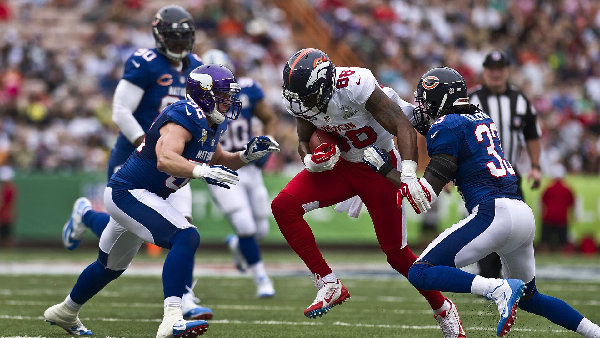 9游游戏官网-_虚拟竞技场：高度沉浸式娱乐运动体验_，沉浸式虚拟现实游戏